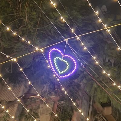 sarvestwiter123's profile picture. All is well🖒