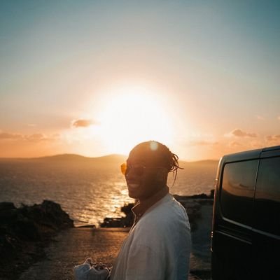 MedericNeway's profile picture. Je crame les billets par les deux bouts et les token par les deux faces 🇨🇭🇲🇺🇩🇰🇮🇳
🇨🇭Hall of fame and generation premium #WeAreSwissborg #swissborg