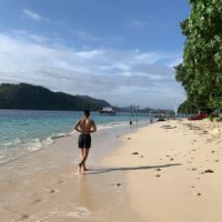 Rifky (@fernandahdyt) 's Twitter Profile