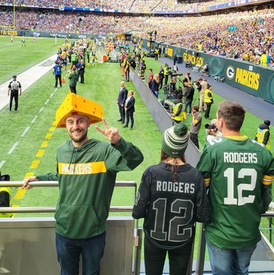 @rnjdenny 💗 #BCFC & @Packers #GoPackGo 💛💚.