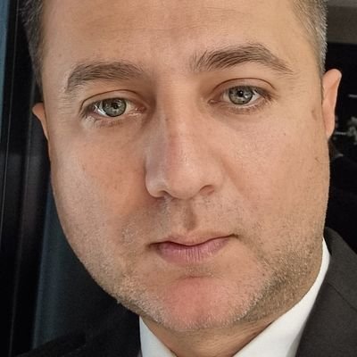 ristov_r's profile picture. 