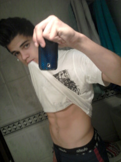 LaMaquinaMico17's profile picture. 