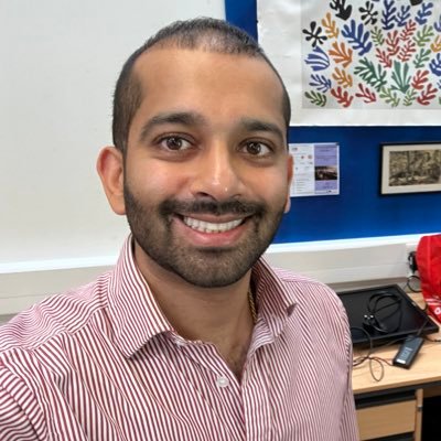 Trainee Clinical Psychologist - British Indian - long time supporter of Newcastle United - passionate about research and addressing addressing inequalities.