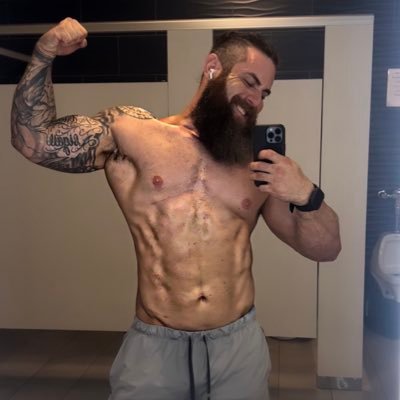 👨‍👧‍👧Father🌱VeganAF🦍I go ApeSh*t at the gym💪 Fitness coach “My gains do not have to be an animals loss”