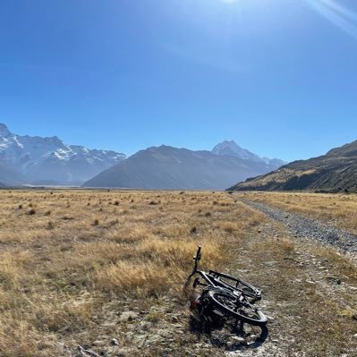 Father and grandfather in Ōtautahi / Christchurch in Aotearoa / New Zealand. Also a lawyer to fill up the working week.