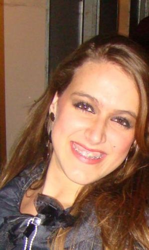 IRMÃ, empresária e assessora de @Andrea_Vittoria !!! =) Contatos p/ shows: (87) 8808-8062  Email: gabrielarcmacedo@hotmail.com