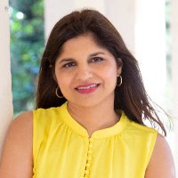 📚🧁🍫Darshana Khiani🥻🇺🇸⚽️ (@darshanakhiani) 's Twitter Profile