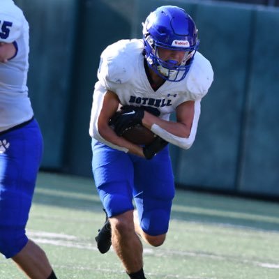 RB | #6 | Bothell HS | Class of 2023 | 6”1” 185 | 3.5 GPA | 1st team all Kingco RB | 2nd team all Kingco returner https://t.co/UHaRYV67Xs