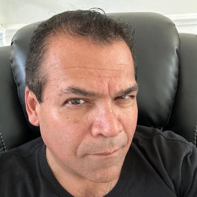 animation and film show runner, journalist, restaurant owner, stapled, runner of heart, lover, and if I am scorpion shampoo y acondicionador al mismo tiempo