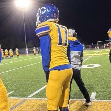 6’6 190IB WR/TE/OLB Center High School🏈 Class of ‘23 jermelmack11@gmail.com