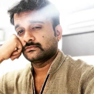 Ex Dreamwarrior, HinduTamil+Sun TV+BBC, #SelfieReview, #KaKisTalkies founder, 🎞️+Raja Buff-amateur writer, actor, singer. Tweets & opinions are personal