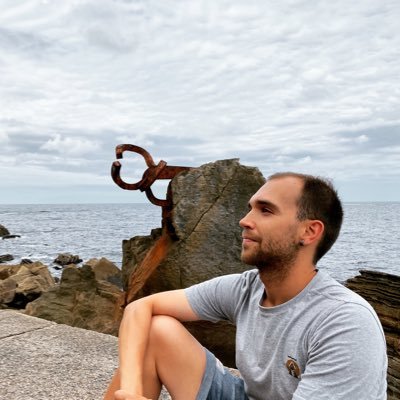 La pasta viene y va ya lo sabemos, lo mas importante en la vida es la gente que esta contigo aqui y ahora. Salud mi familia