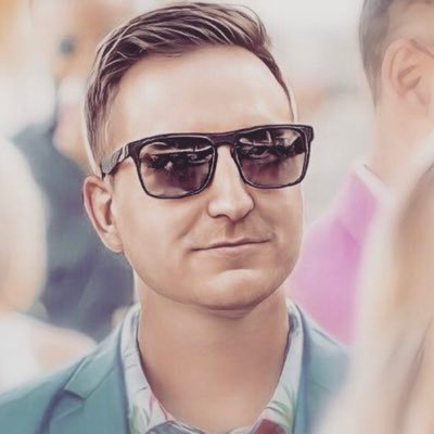 Streamer, Content Creator and Competitive eSports for @ValidityNA. Streaming on Twitch every M, W and Sat at 8:30 PM PT.