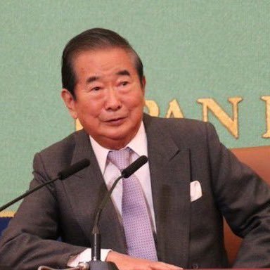 zhizhusavior's profile picture. 