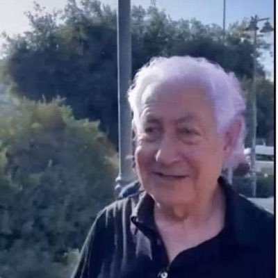 BetzerUzi's profile picture. בתמונה עבריין זקן ועלוב