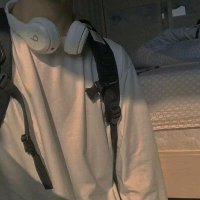 FirstviewYuu's profile picture. 