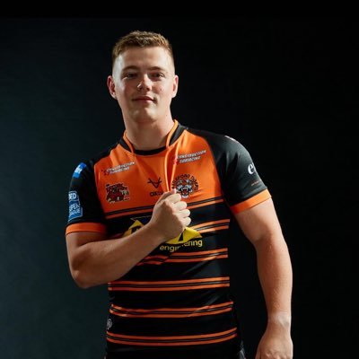 Professional rugby player @CTRLFC managed by @SMTMUK media @Jameswmooremed1