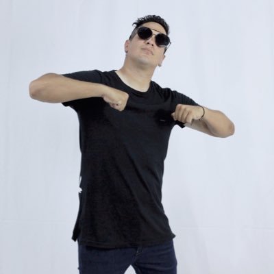Ex participante de Yingo Paraguay 2da.temporada y 4ta tem!Cantante del grupo K-Factory. Ganador del Progr Verano extremo, club Guaraní Paraguay entrenador :)