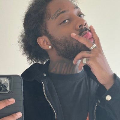 😛🏳️🌈Lesbian 👩❤️👩G O O D V I B E S👑💅🏾BBW💖Legal🔞Physical attraction are common 🤷🏾♀️Mental connection is Rare🤤✨Sc:geminiarmanii