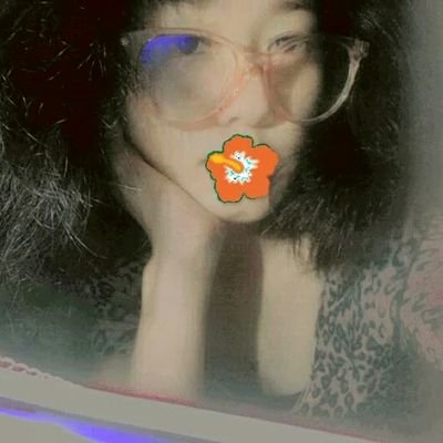 xnnelvr's profile picture. Don't just exist, live.