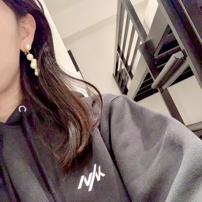 NIKEEとしての時間はNIK解散とともに終わってしまったけど、みなさんとの想い出がいっぱいです¨̮⃝*°ひなちゃんはこの先もずっと見守り続けたいです🐥