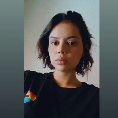 laralibertad's profile picture. 