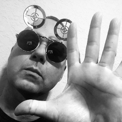 All Bookings: djmtraxxx@yahoo.com
DJ M-TRAXXX is Florida's original house and techno DJ.
https://t.co/rfrJKxZJLV