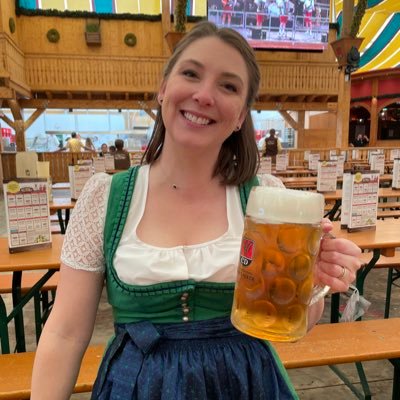 nicolesquinn's profile picture. 