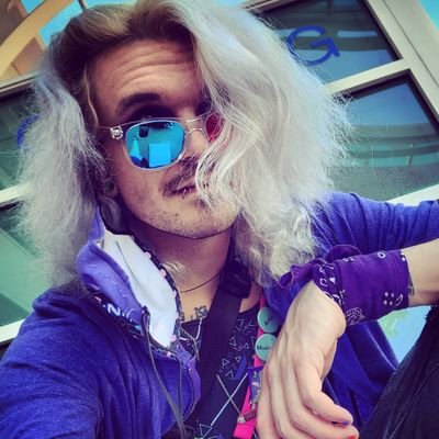 🪐best creator you've never heard of
🧠ADHD Powered Polymath
👨🎤Video Producer
🎥Twitch Affiliate
⚡High Concept/Low Budget
⚥ they/them
📧 joystikNik@gmail.com