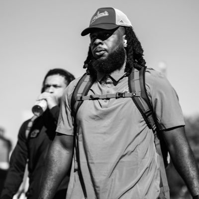 DL Coach @ MacArthur HS & Kansas Football '22 Alumni