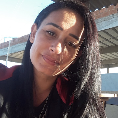 Das minhas lutas,renasço mais forte!
Libriana Raiz ♎