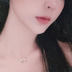 mio217no's profile picture. 🌷最近暇すぎて裏垢してる🤣 秘密で会えるひとと出会いたいなー❣️ えっちな関係もOK🤗 オフ●コと見せ合いも興味あるから遊びに来てね🙋‍♀️ フォローもらえるとうれしいです💞