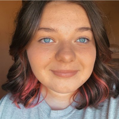 mollyab03's profile picture. 9/10 gamers are gamers~live laugh love