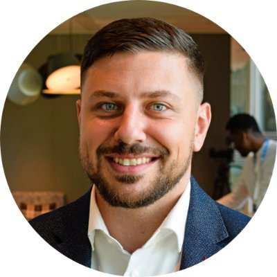 BD @ ubiqu
R&I tech projects/cross-border operations @ identity & wallets