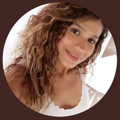 lilamori_'s profile picture. Muchos dicen que me gusta nadar contra la corriente 🧜🏼‍♀️♓️ • God is Good •