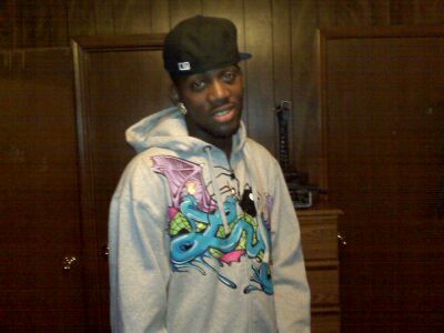 Im a simple guy i dont ask for much all im lookin for outta life is to be successful...