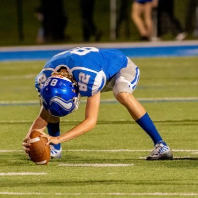 Class of 2023 | #𝐅𝐀𝐁𝟓𝟎 4⭐️ LS | 6’5 180 | Miamisburg Highschool Graduate | Hudl: https://t.co/2kJ91C2Us2