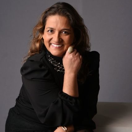 AuridianaM's profile picture. Amo o processo noiva, a 28 anos projetando sua imagem para o seu  dia com especialidade deixando  suas escolhas mais leves e assertivas make  hair com propósito