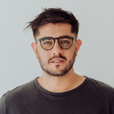 Soy fan de las mandarinas. Me mandó un audio @gregorossello UX/UI Designer. 📱💻 A veces saco fotos. 📸 #ux #UI