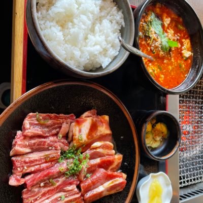 飯 酒の画像ツイート多め 洋服 カラオケ ダーツ カフェ巡り大好きマン