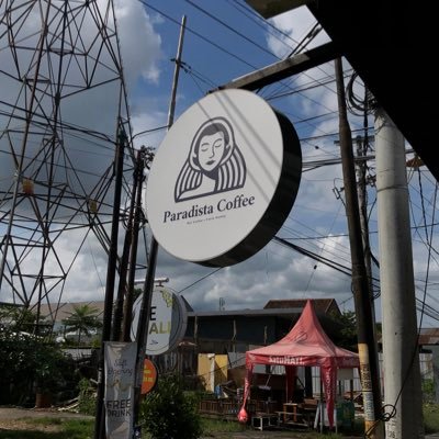 homey coffee shop based in Malang, Indonesia Open hours : 09.30 - 24.00 #getcoffee #feelshomey
