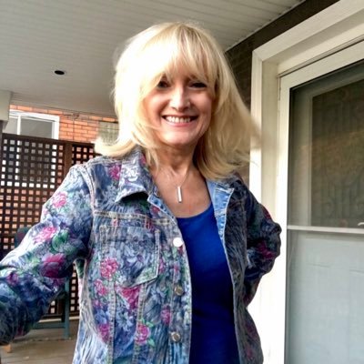 Ex-Global TV entertainment reporter. Freelance writer/voice-over artist. Breast cancer survivor. Mum to (https://t.co/ST9bDscCds) & (https://t.co/bjjAo2VpzZ)