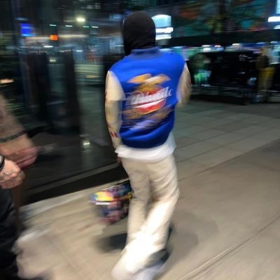 AGuyOnEarth1's profile picture. what i no see for this life before