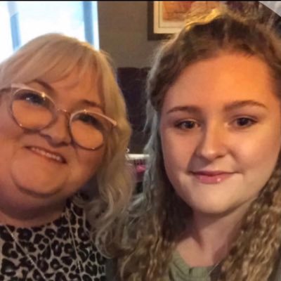 ShannonAraminta's profile picture. 27 🎂 HP 🧙🏻‍♂️Disney 🏰 TS 💖 SAFC 🤍❤️ LH 🏎