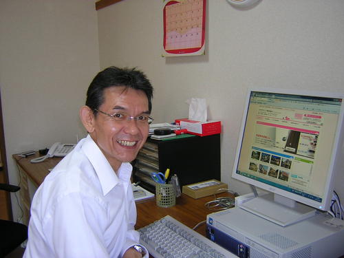 兵庫県西宮市で不動産業を営んでいます。
阪神間で人気NO.1の憧れの街、住みたい街、西宮の地域情報の発信源になれるよう日々努力をしております。賃貸、売買物件のお問い合わせもご遠慮なくお寄せ下さい！
