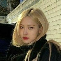 dre (@pinksav1or) 's Twitter Profile