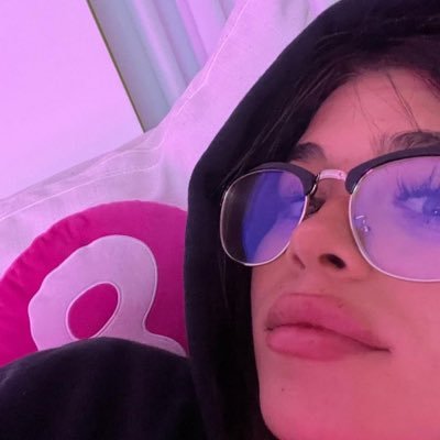 luckystarlvr's profile picture. || #1 fuckmarrykill stan