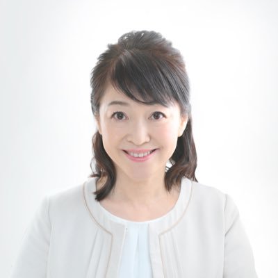 ラジオパーソナリティ 大学研究員 マナー講師