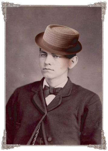 Dasmarca's profile picture. Dasmarca aims at a sophisticated, urban hat wearer that looks towards the future without forgetting the glorious past of fashion accessories.