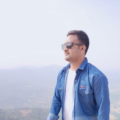 Travel lover, Love to explore new places, Professional web developer, Proud Indian, Amdavadi.